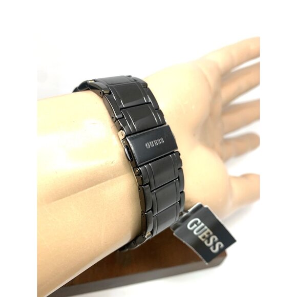 Guess Men's Watch GW0626G3 Quartz Black Dial Stainless Steel 44mm - Picture 11 of 15